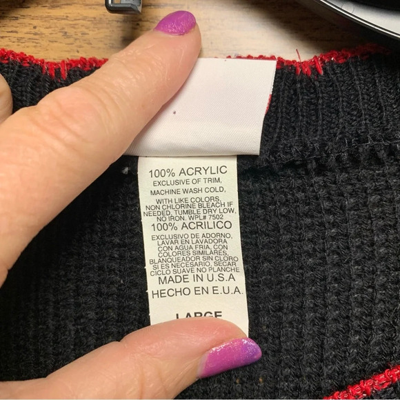 Holiday Time Christmas black sweater size large Santa/reindeer - Picture 4 of 6